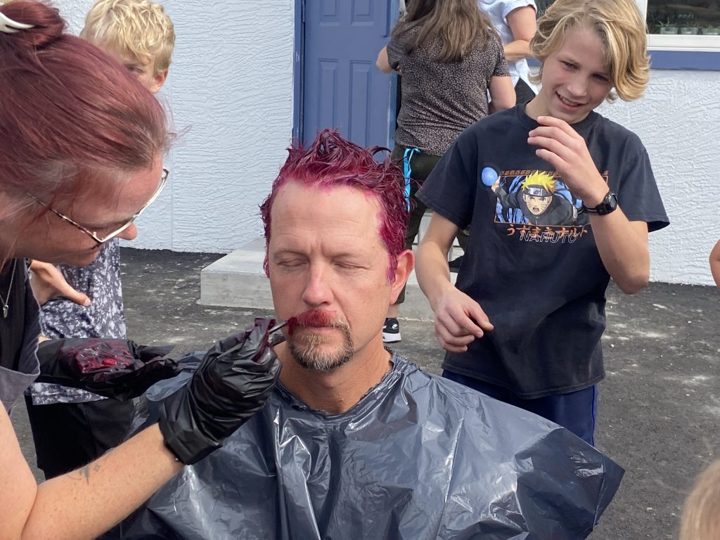 Check out Mr. D's NEW hair colour and pictures from the Terry Fox run!